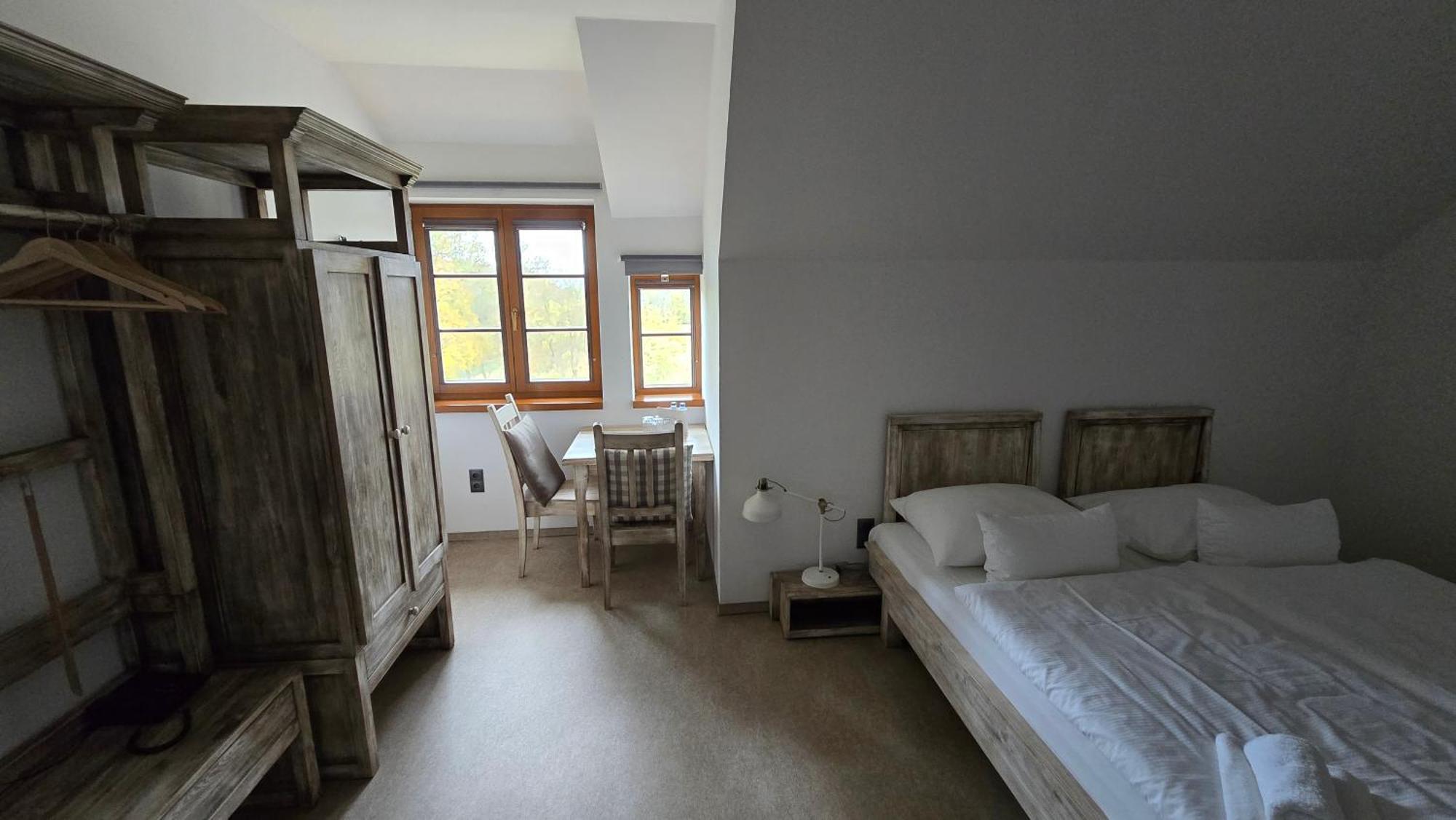 Dvur Perlova Voda Budyne nad Ohri Exterior photo