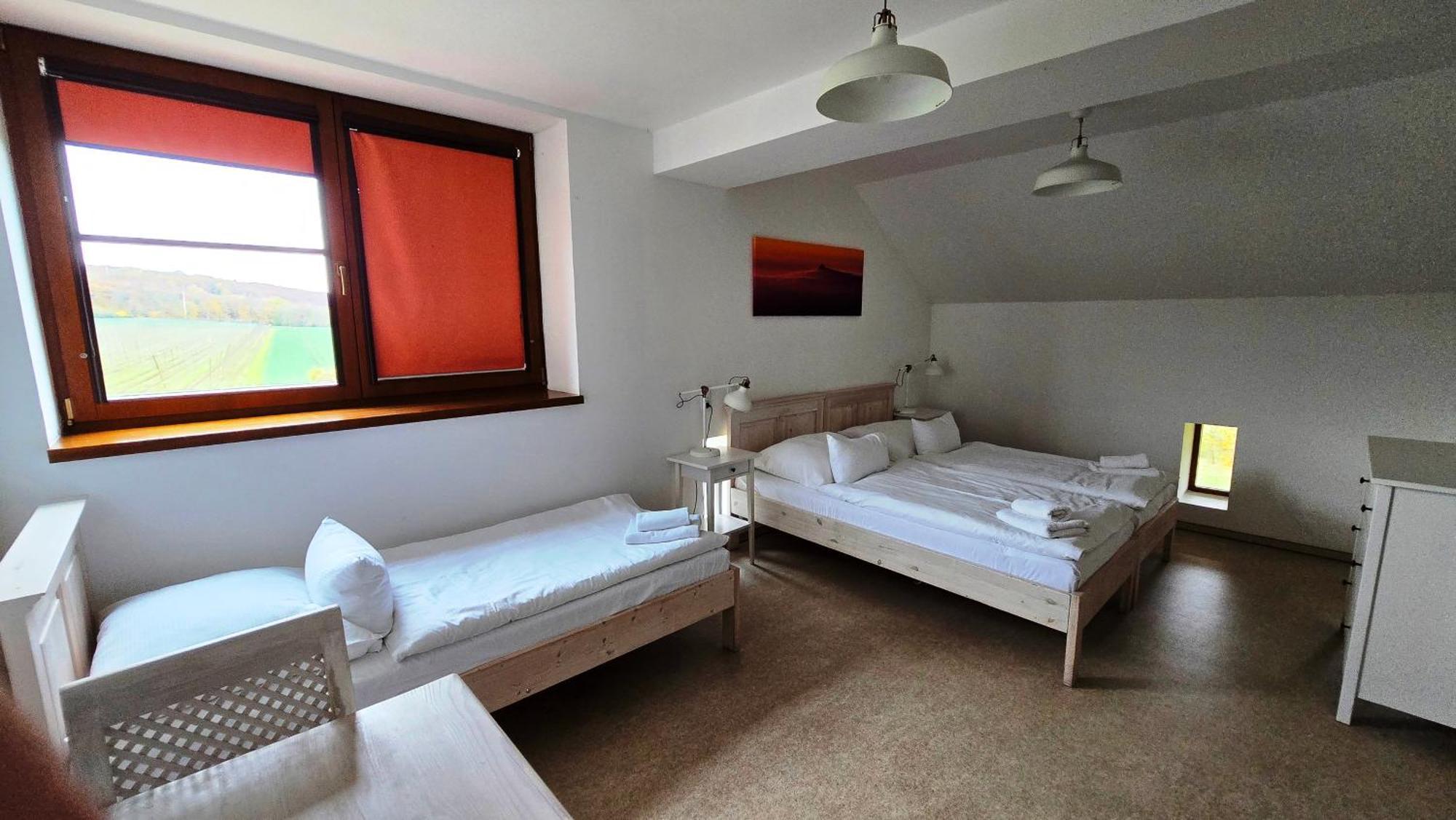 Dvur Perlova Voda Budyne nad Ohri Exterior photo